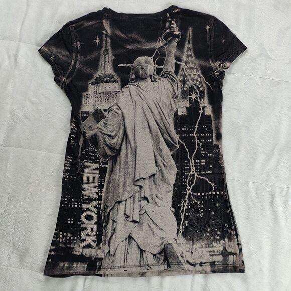 New York Tee - Picture 1 of 3